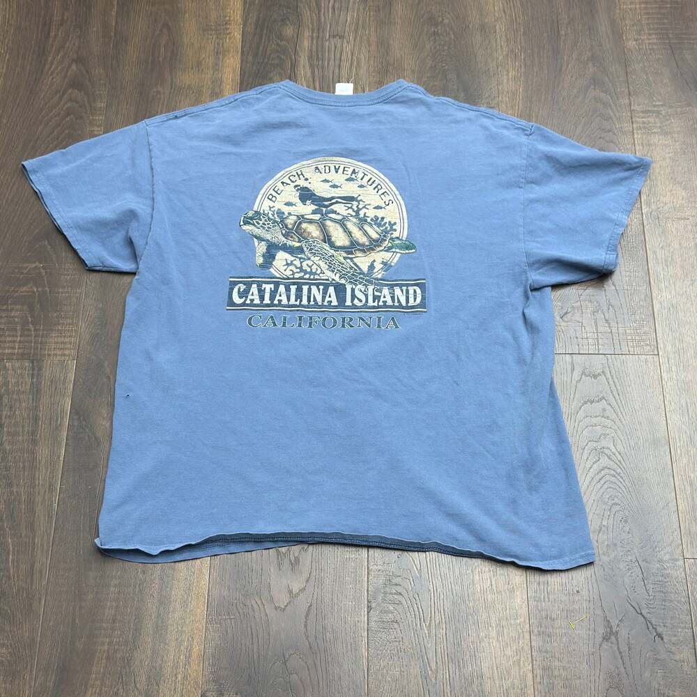 Vintage Catalina Island CA Flying Turtle Graphic T-Shirt
